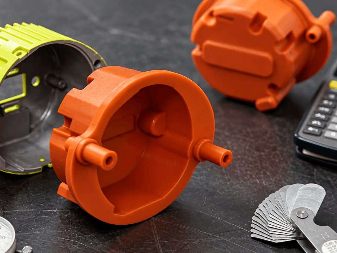 EPSI custom mold on a part in an engineering workstation